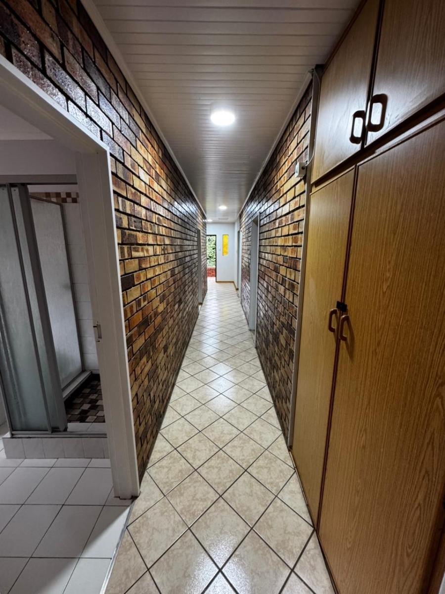 To Let 4 Bedroom Property for Rent in La Provance Free State